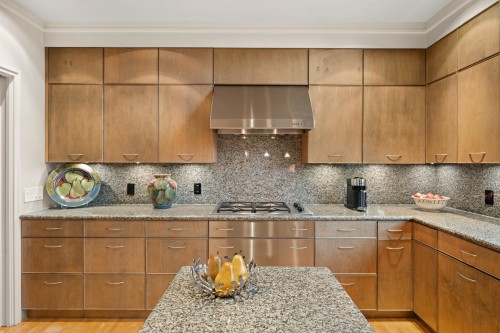 2722 31St Avenue W, Vancouver, BC 