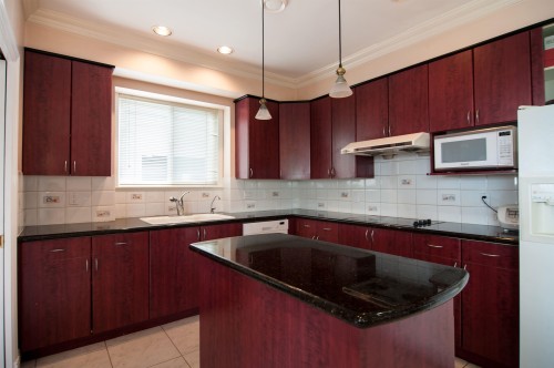 2288 Fraserview Drive, Vancouver, BC 