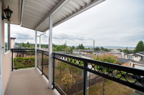 2288 Fraserview Drive, Vancouver, BC 