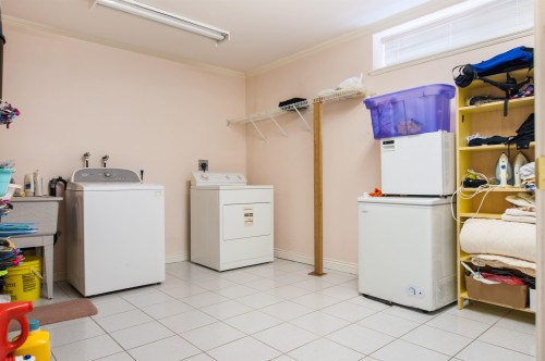 2288 Fraserview Drive, Vancouver, BC 