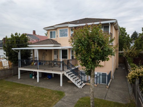 2288 Fraserview Drive, Vancouver, BC 