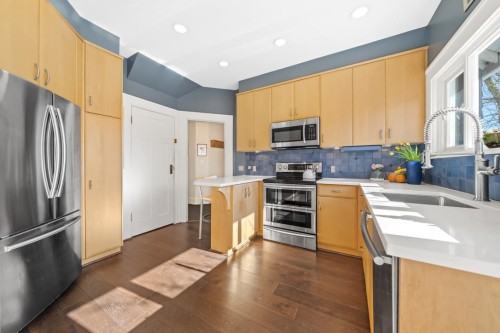 2038 46Th Avenue W, Vancouver, BC 