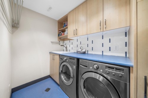 2038 46Th Avenue W, Vancouver, BC 