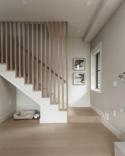 2136 10Th Avenue E, Vancouver, BC 