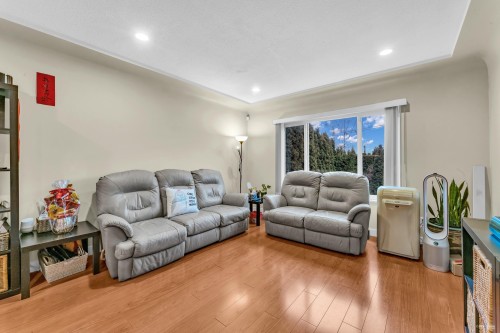 3951 Slocan Street, Vancouver, BC 