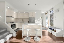 1053 Homer Street  Vancouver, BC V6B 2X5