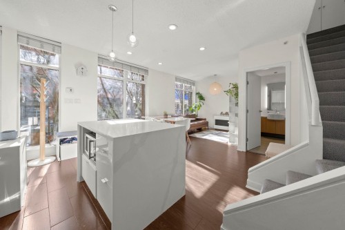 1053 Homer Street, Vancouver, BC 
