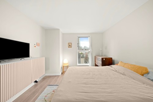 1002-1323 Homer Street, Vancouver, BC 