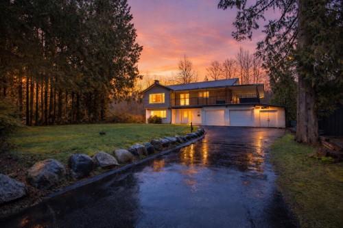 12152 261 Street  Maple Ridge, BC V2W 2A6