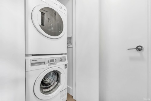 1007-5233 Gilbert Road, Richmond, BC 