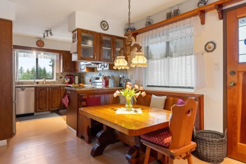 5508 Molina Road, North Vancouver, BC 