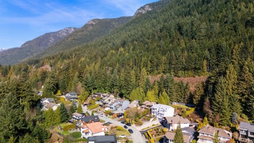 5508 Molina Road, North Vancouver, BC 