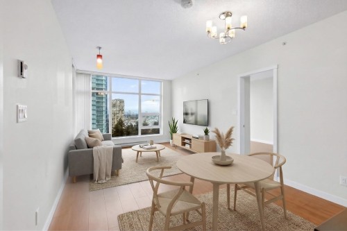 2005-4880 Bennett Street  Burnaby, BC V5H 0C1