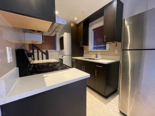 2258 Fraserview Drive, Vancouver, BC 