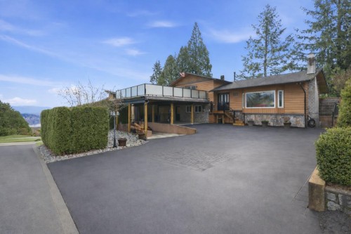 526 Yale Road, Port Moody, BC 
