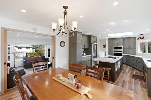 526 Yale Road, Port Moody, BC 