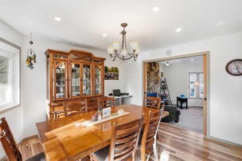 526 Yale Road, Port Moody, BC 