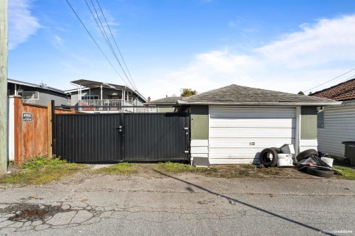 7373 Culloden Street, Vancouver, BC 