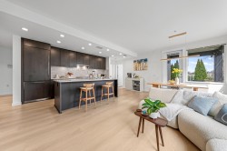 114-9233 Odlin Road  Richmond, BC V6X 0V4