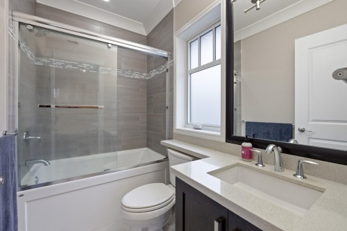 2798 19Th Avenue W, Vancouver, BC 