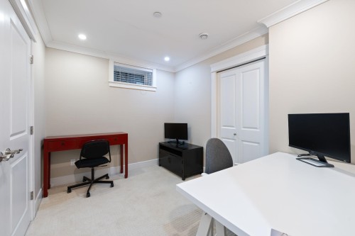 2798 19Th Avenue W, Vancouver, BC 