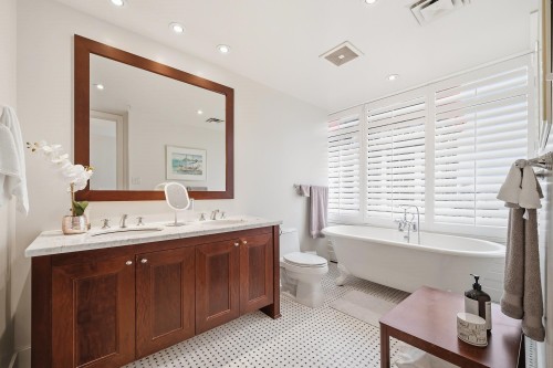 1602-1863 Alberni Street, Vancouver, BC 