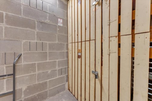 207-1655 Nelson Street, Vancouver, BC 