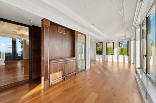 1118 Crestline Road, West Vancouver, BC 