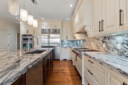 1118 Crestline Road, West Vancouver, BC 