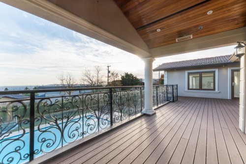 1118 Crestline Road, West Vancouver, BC 