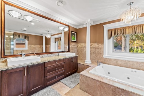 1118 Crestline Road, West Vancouver, BC 