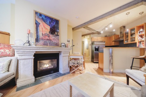 210-1216 Homer Street  Vancouver, BC V6B 6K5