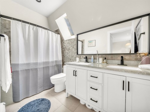 1089 King Edward Avenue E, Vancouver, BC 