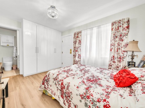 1089 King Edward Avenue E, Vancouver, BC 
