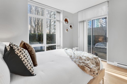 1455 Strathmore Mews, Vancouver, BC 