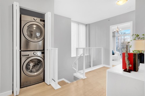 1455 Strathmore Mews, Vancouver, BC 