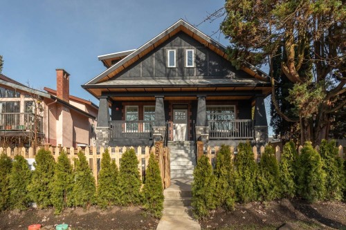 855 19Th Avenue E, Vancouver, BC 