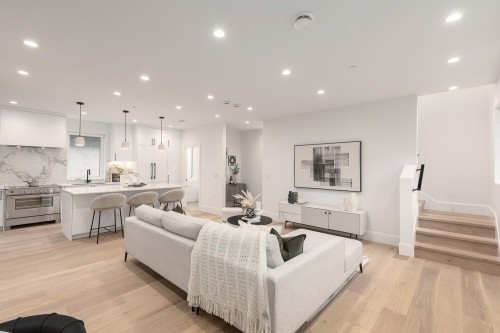 855 19Th Avenue E, Vancouver, BC 