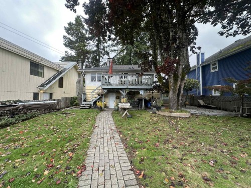 313 13Th Street E, North Vancouver, BC 