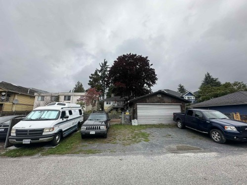 313 13Th Street E, North Vancouver, BC 