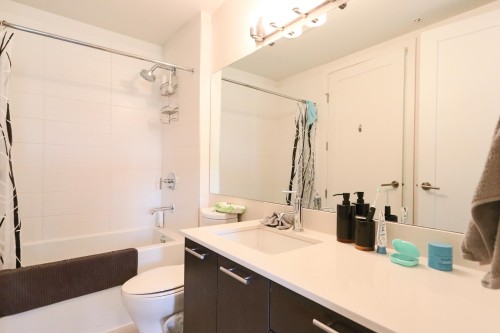 304-215 Brookes Street, New Westminster, BC 