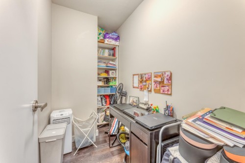 302-1182 16Th Street W, North Vancouver, BC 