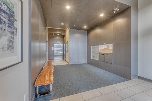 302-1182 16Th Street W, North Vancouver, BC 