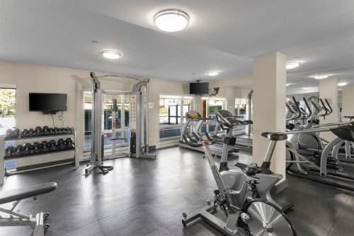 302-1182 16Th Street W, North Vancouver, BC 