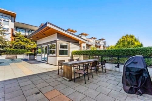 302-1182 16Th Street W, North Vancouver, BC 