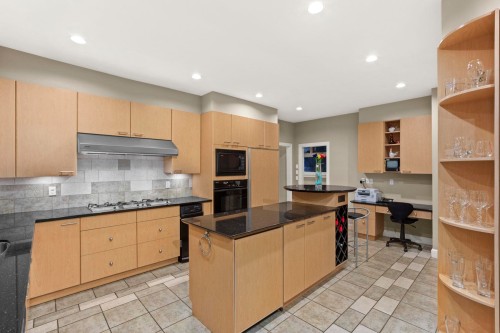 1128 Crestline Road, West Vancouver, BC 