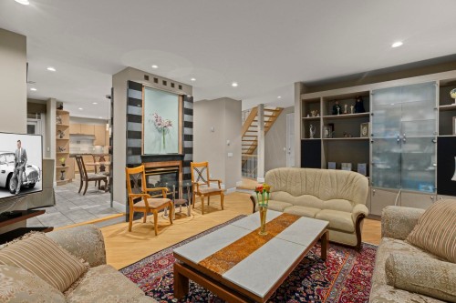 1128 Crestline Road, West Vancouver, BC 