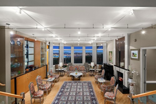 1128 Crestline Road, West Vancouver, BC 