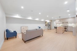 1-4855 Venables Street  Burnaby, BC V5C 3A9