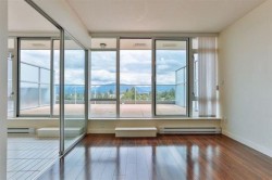 PH9-4818 Eldorado Mews  Vancouver, BC V5R 0B3